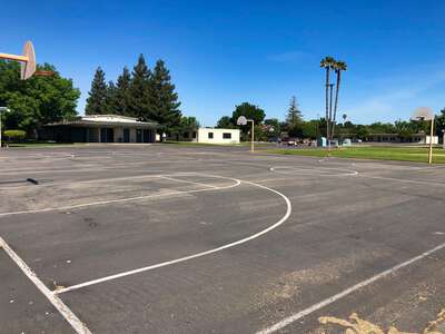 Elliott Alternative Ed Center Outdoor Basketball Courts in Modesto 2