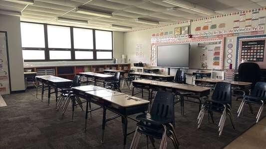 Beech Elementary School Classroom Standard in Wichita 4