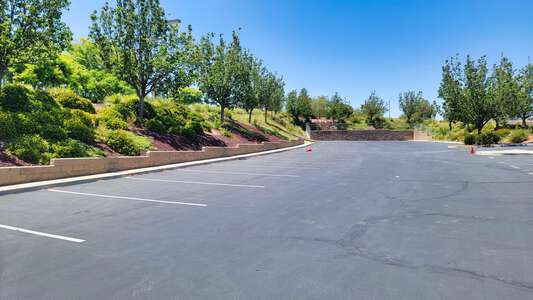 Crowne Hill Elementary School Parking Lot in Temecula