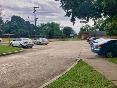 Baton Rouge Parking Lot - Visitors
