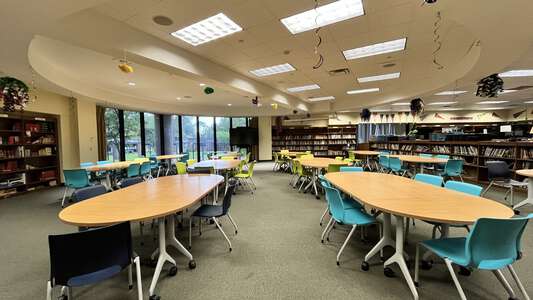 Alfred L. duPont Middle School Library (3 hr min) in Jacksonville 2