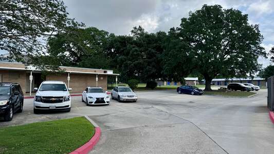 Audubon Elementary School Parking Lot in Baton Rouge
