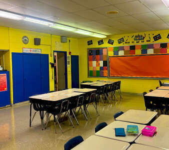 Morris - Robert Morris Site Classroom Standard in Philadelphia