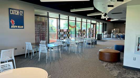 Oak Grove High School Library (Room 201) in San Jose 4