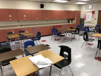 Kathleen Senior High School Classroom Standard in Lakeland 2