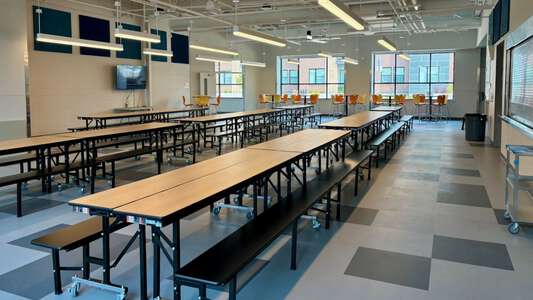 Dallas Harris Elementary School Cafeteria in Boise