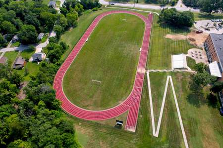 Pattonville Heights Middle School Track & Field in Maryland Heights