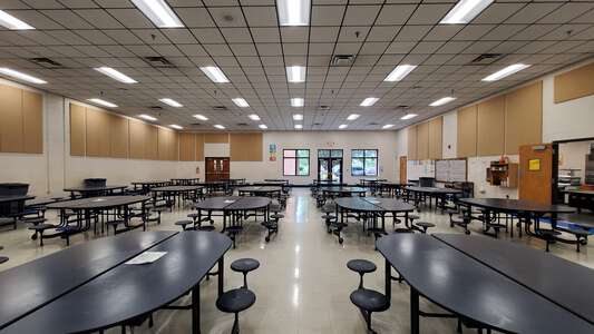 Karns Elementary School Cafeteria - East in Knoxville