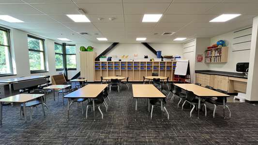 Margaret Mead Elementary School Classroom Standard in Sammamish