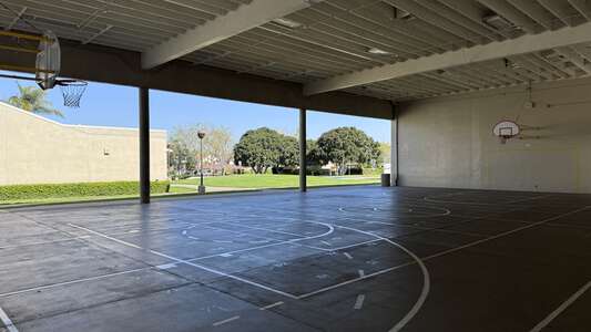 Lakeside Middle School Field House in Irvine