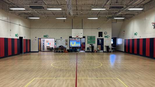 Ridglea Hills Elementary School Gym in Fort Worth 5