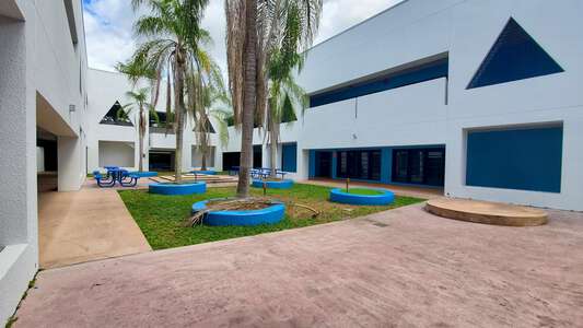 Miramar Elementary School Courtyard in Miramar 4