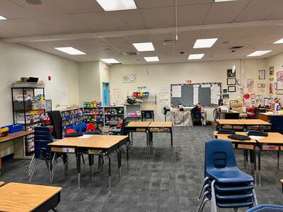 Moore - William K. Elementary School Classroom Standard in Las Vegas
