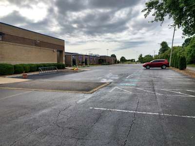 Warren Elementary School Parking Lot - Side in Bowling Green