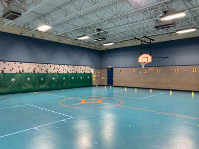 Oakhurst Elementary School Gym in Fort Worth