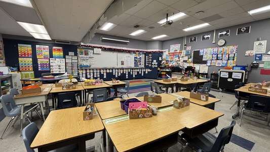 Thomas Jefferson Elementary School Classroom Standard in Burbank 2