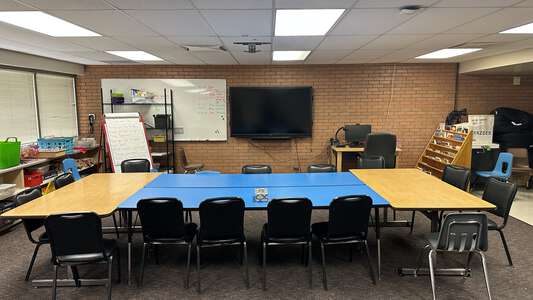 Shelledy Elementary School Classroom Standard in Fruita