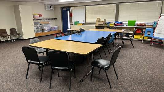 Shelledy Elementary School Classroom Standard in Fruita
