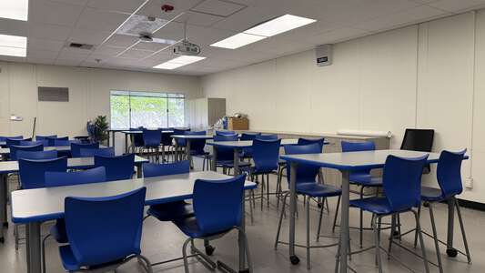 Plaza Vista School (K-8) Room P1 - Elem. Science Classroom in Irvine 3