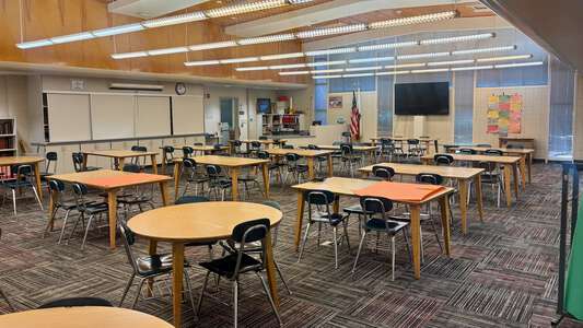 Dartmouth Middle School Library in San Jose