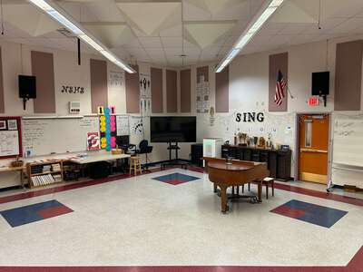 North Salem High School Room 116 - Choir in Salem