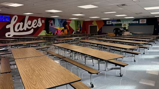 Lakes Middle School Cafeteria in Coeur d' Alene