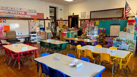 Beaubien - Jean Baptiste Beaubien Elementary School Classroom Standard in Chicago