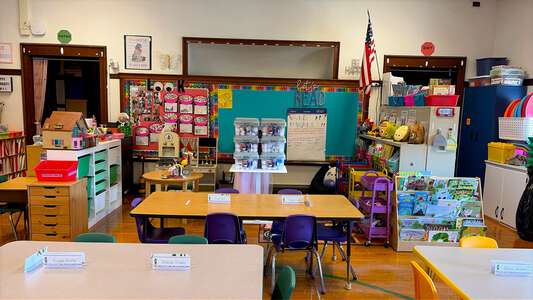 Beaubien - Jean Baptiste Beaubien Elementary School Classroom Standard in Chicago