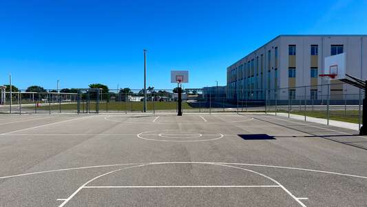 Amanecer Elementary School Outdoor Basketball Court in Lehigh Acres