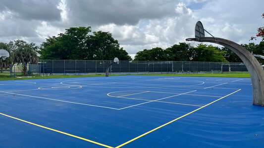 Oliver Hoover Elementary School Outdoor Basketball Courts in Miami