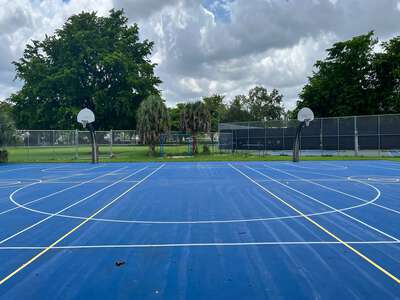 Oliver Hoover Elementary School Outdoor Basketball Courts in Miami