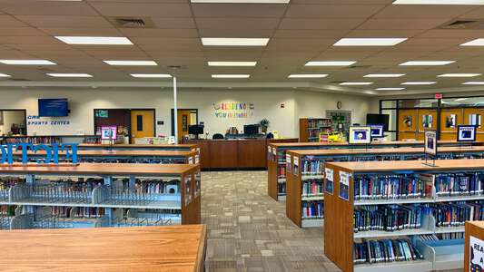 Couch Middle School Library in Grayson 2