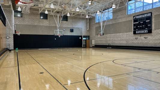 Mountainside High School Gym - Auxiliary in Beaverton