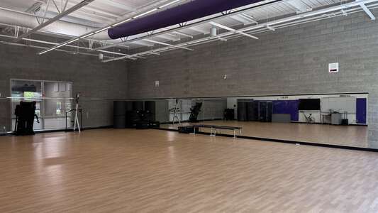 Lake Washington High School Gym - Movement in Kirkland