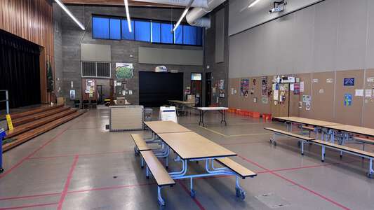 Benjamin Rush Elementary School Commons (Cafeteria) in Redmond