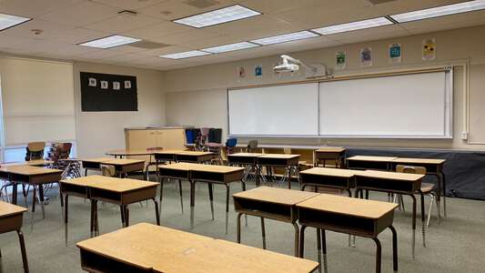 Woodcrest Elementary School Classroom Standard in Riverside