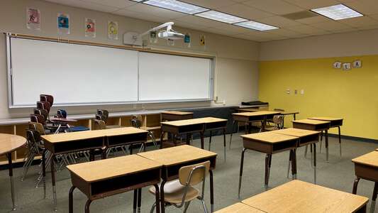 Woodcrest Elementary School Classroom Standard in Riverside