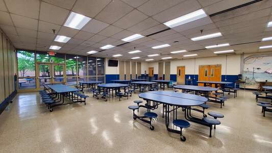 Farragut Intermediate School Cafeteria in Farragut