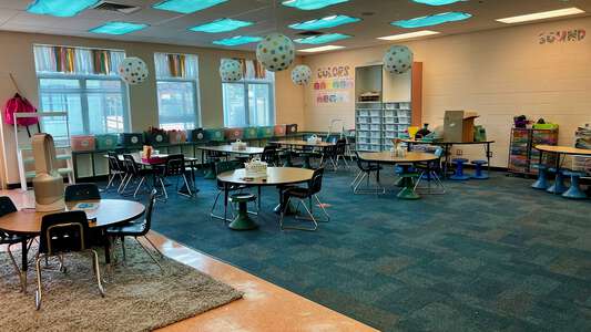 Van R Butler Elementary School Classroom Standard in Santa Rosa Beach