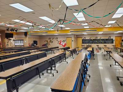 West Oaks Elementary School Cafeteria in Orlando