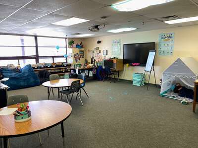 Rocky Mountain Elementary School Classroom Standard in Clifton