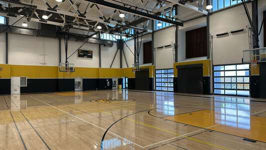 Mountain View High School Gym - Auxilliary in Mountain View 4