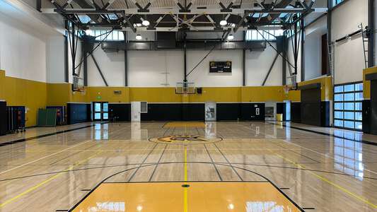Mountain View High School Gym - Auxilliary in Mountain View 5