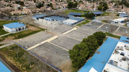 Hillview Middle School Outdoor Basketball Courts in Palmdale 2