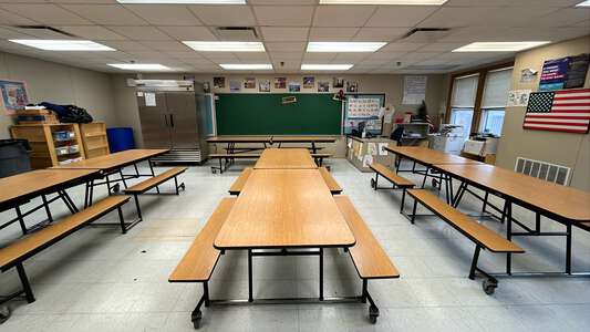 Holden - Charles N Holden Elementary School Cafeteria - Pre K in Chicago 4