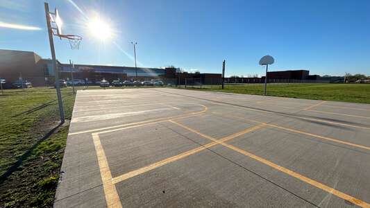 Curtis Middle School Outdoor Basketball Courts in Wichita