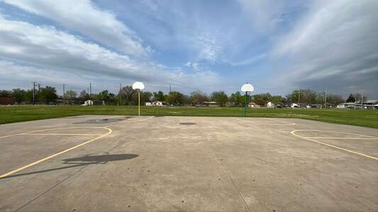 Wichita Outdoor Basketball Courts