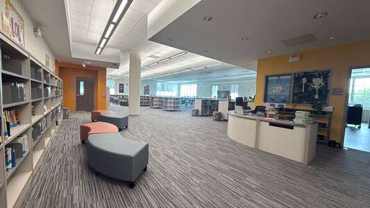 Elbert Elementary School Library in Winter Haven 2