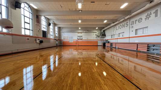 Julia Landon College Preparatory Gym (3 hr min) in Jacksonville