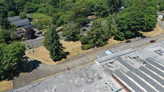 Woodmont K-8 Parking Lot - Visitor in Des Moines